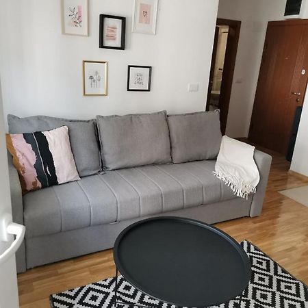 Apartman Kardas Vrnjačka Banja エクステリア 写真