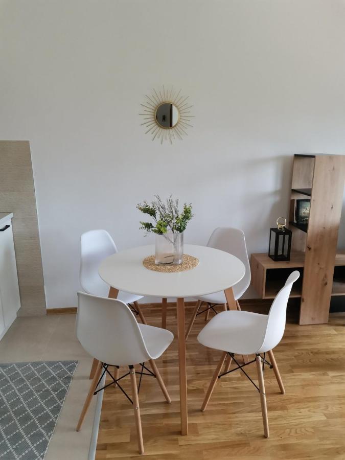 Apartman Kardas Vrnjačka Banja エクステリア 写真
