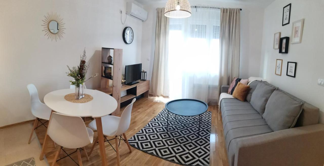 Apartman Kardas Vrnjačka Banja エクステリア 写真