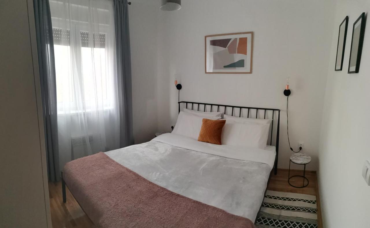 Apartman Kardas Vrnjačka Banja エクステリア 写真