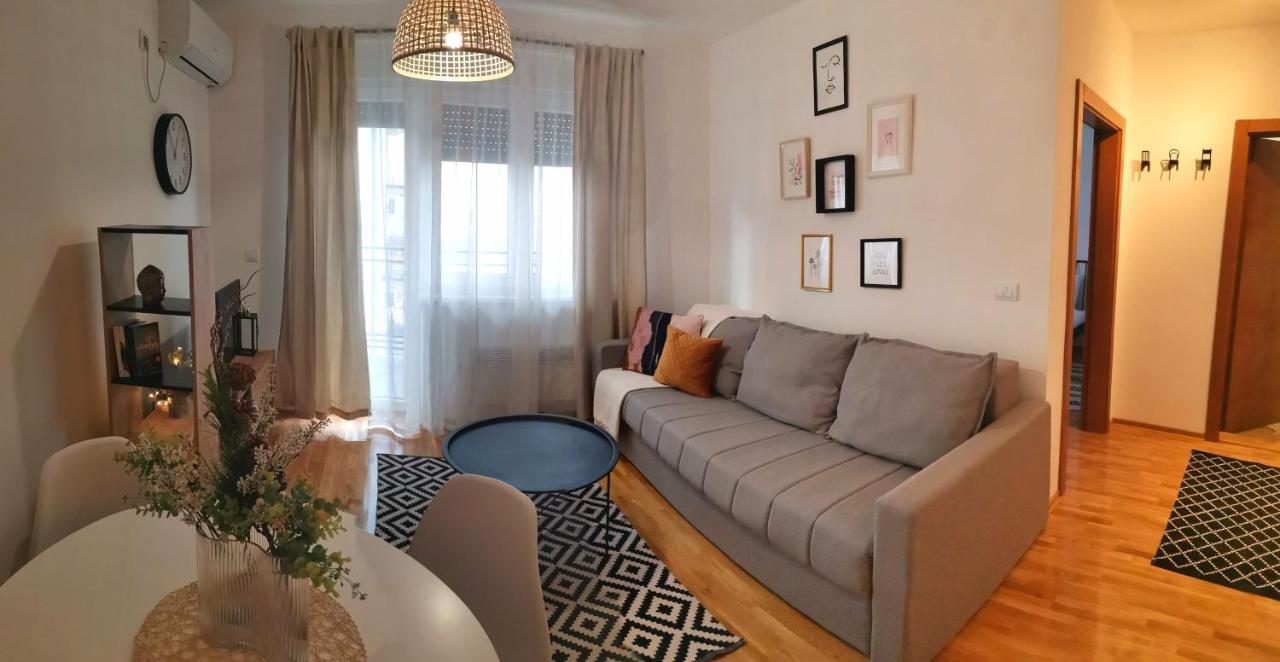 Apartman Kardas Vrnjačka Banja エクステリア 写真