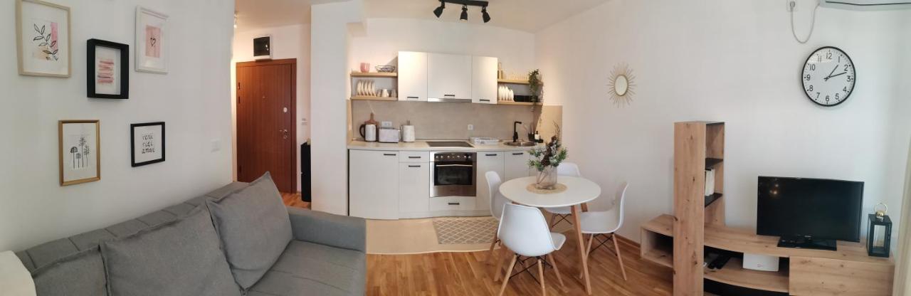Apartman Kardas Vrnjačka Banja エクステリア 写真